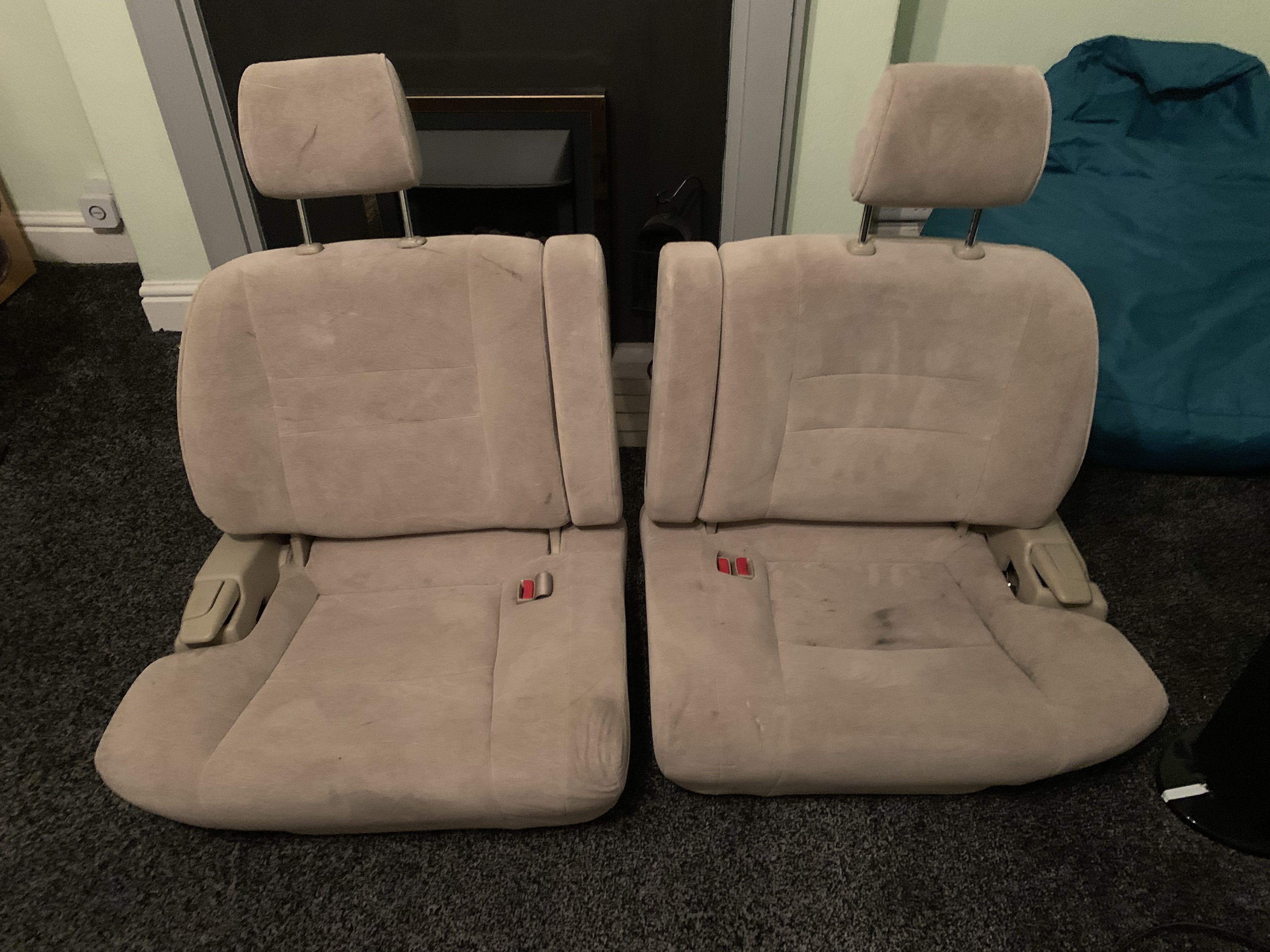 Rear seats 2002 Alphard. Don’t want them come get them, bring me a bottle of red!