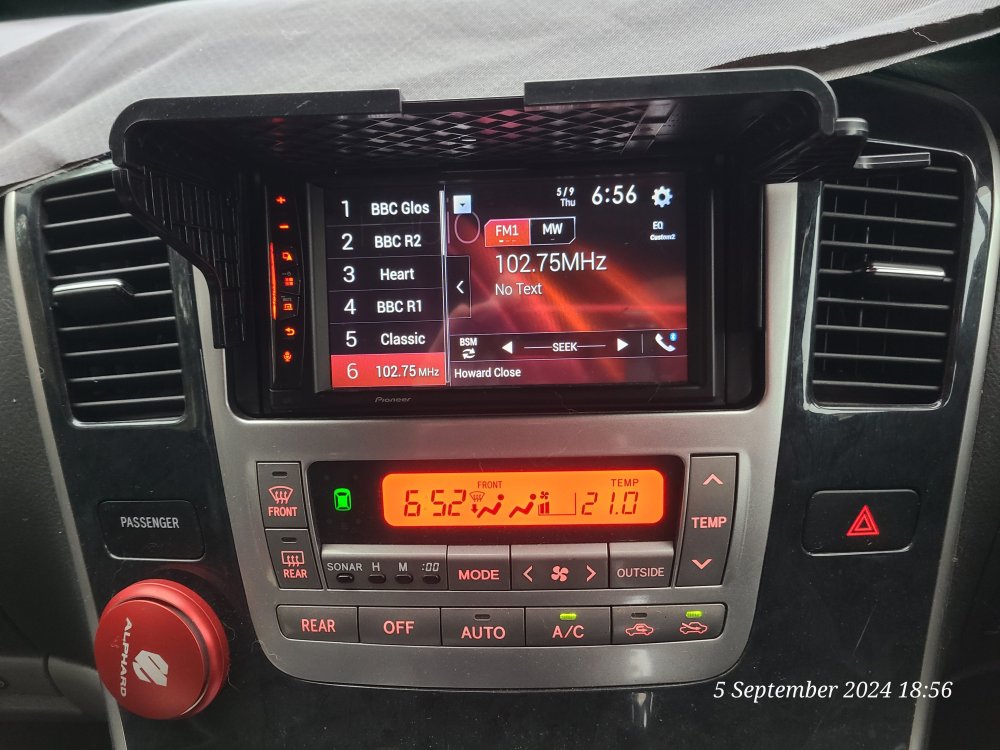 Pioneer AVIC.jpg