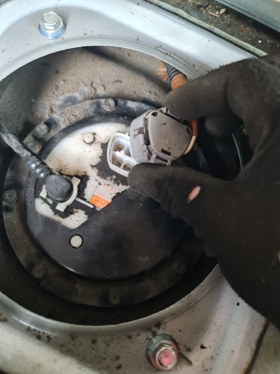 16-Filter replaced and electrical connector going back.jpg
