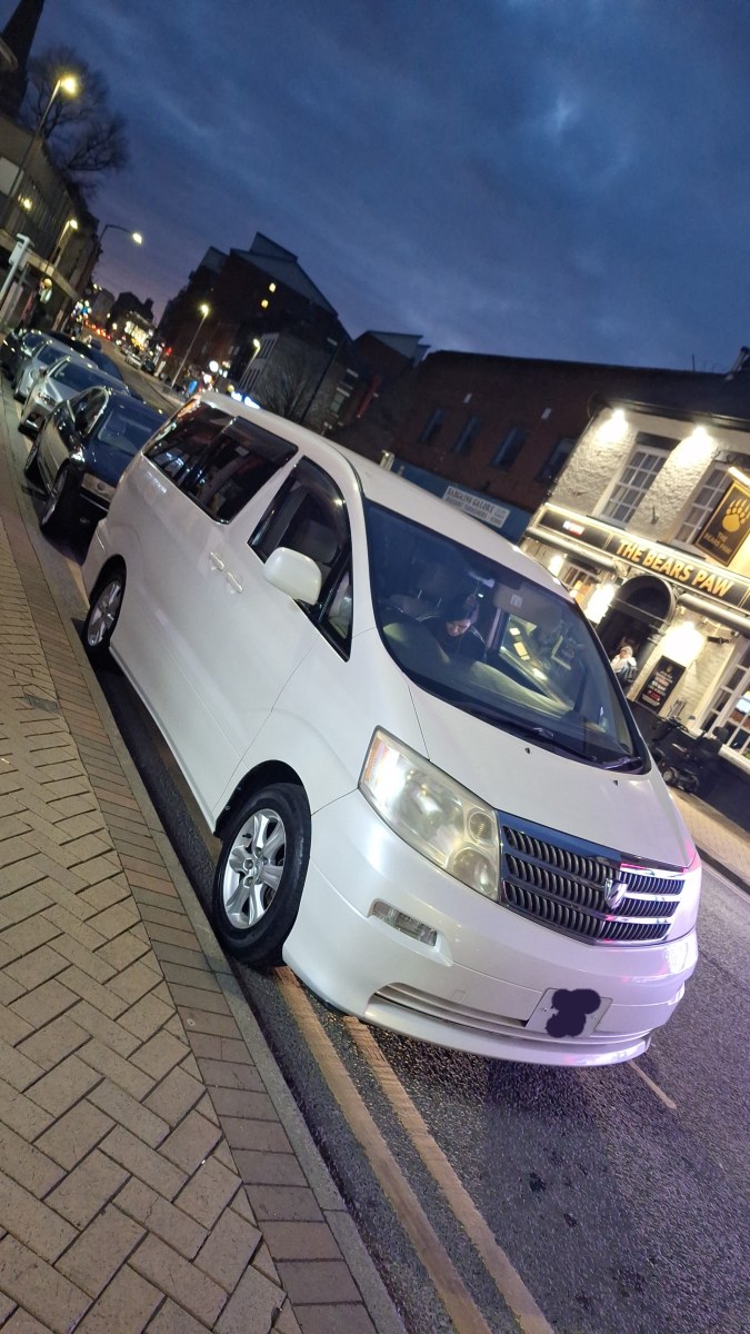 Alphard G 2005