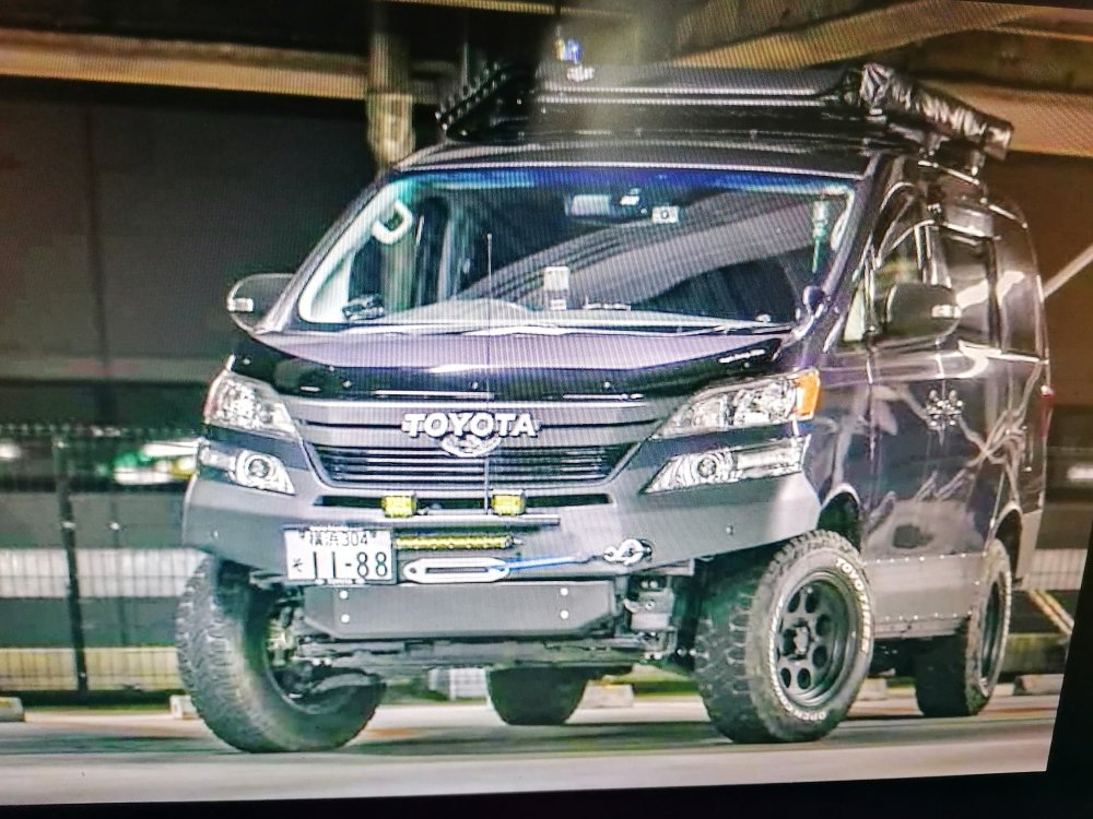 off road Alphard front.jpg