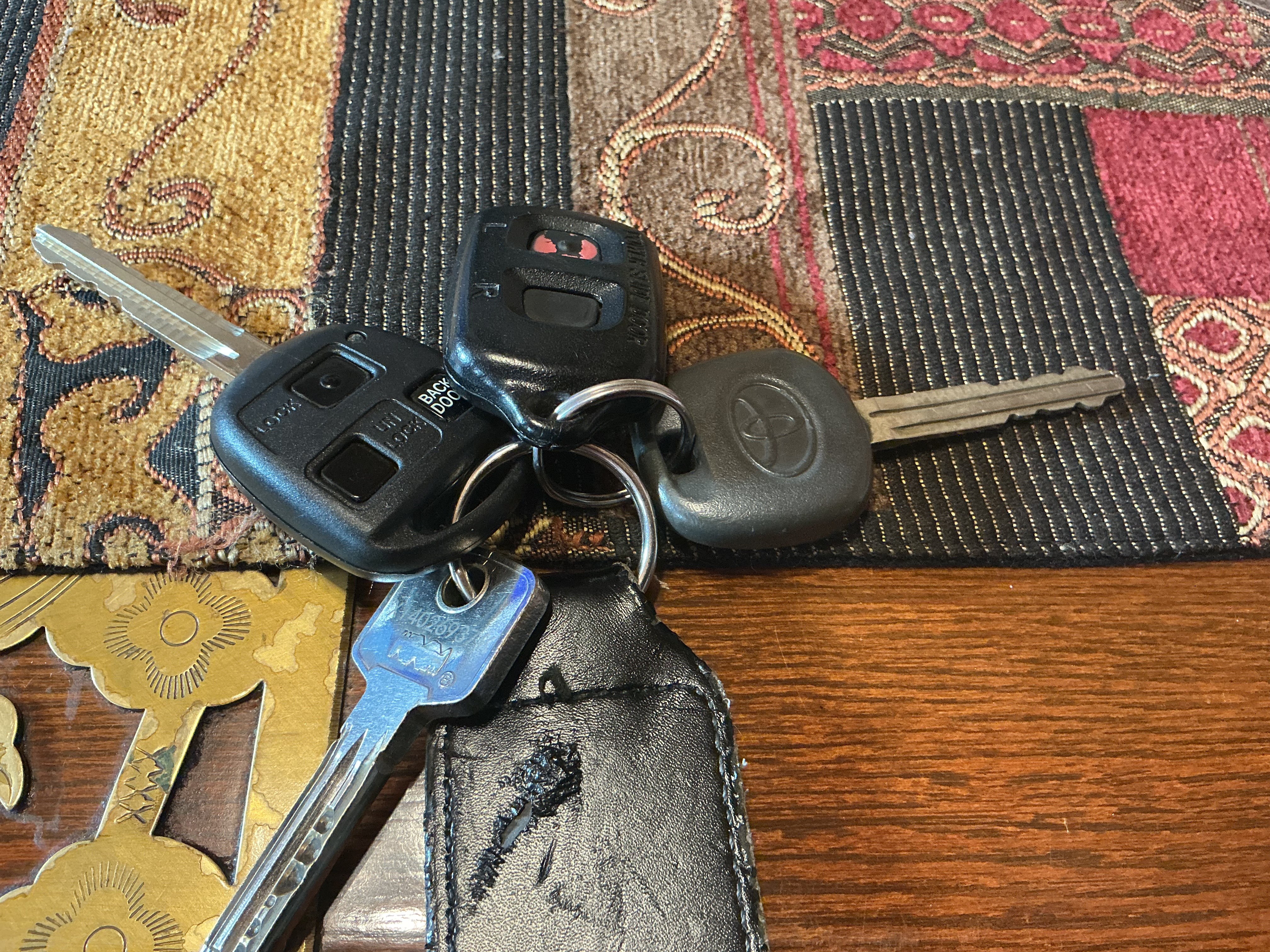 2nd key for 2004 Alphard 3ltr